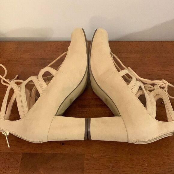 Unisa Cream Vintage Look Lace-Up Block Heels - Picture 6 of 11